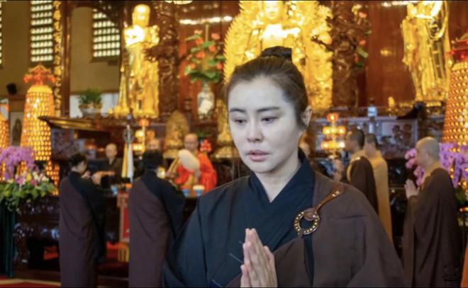 16年的王祖贤她的钱都是从何而来m6米乐不工作不拍戏在温哥华住了(图3)