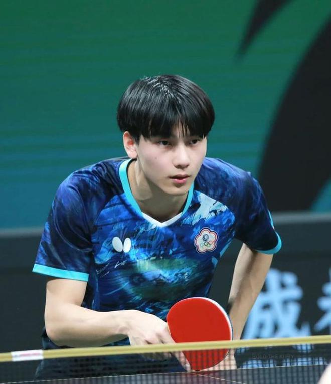 中国天才少年状态低迷决胜局4比11惨败m